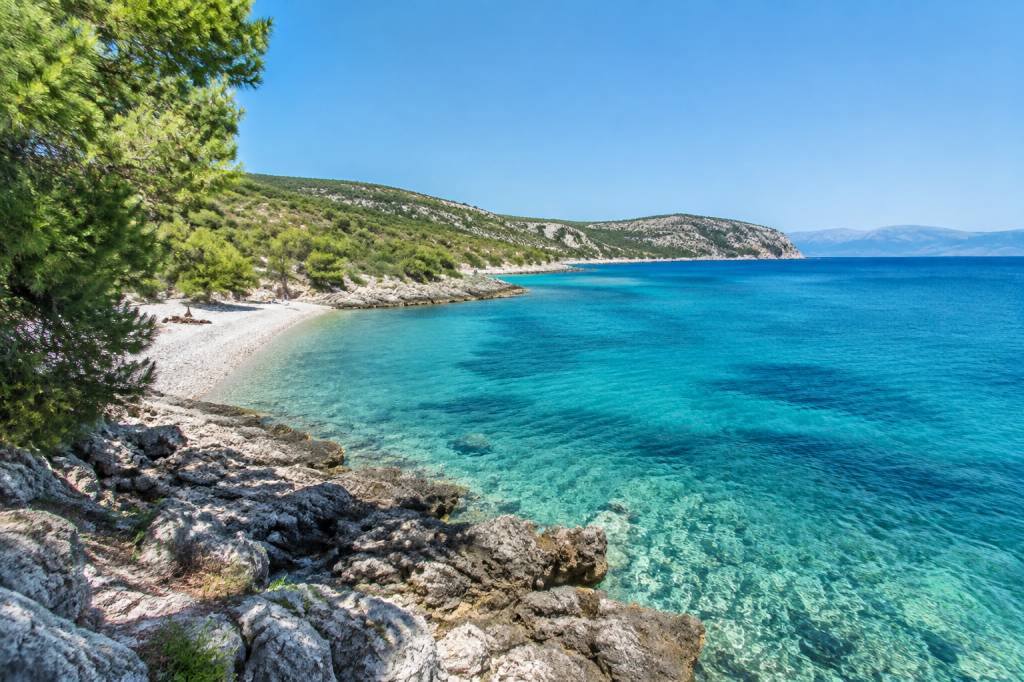 Île de Pag en Croatie : guide du naturisme et des plages naturistes
