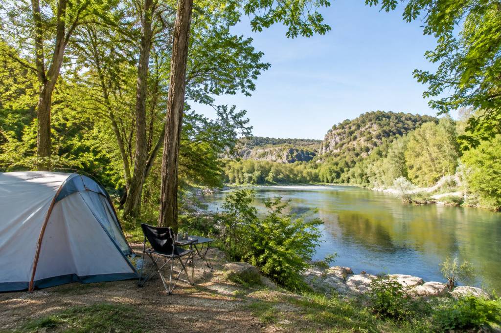 Camping les Rives de l’Ardèche à Mayres : séjour nature au cœur de l’Ardèche