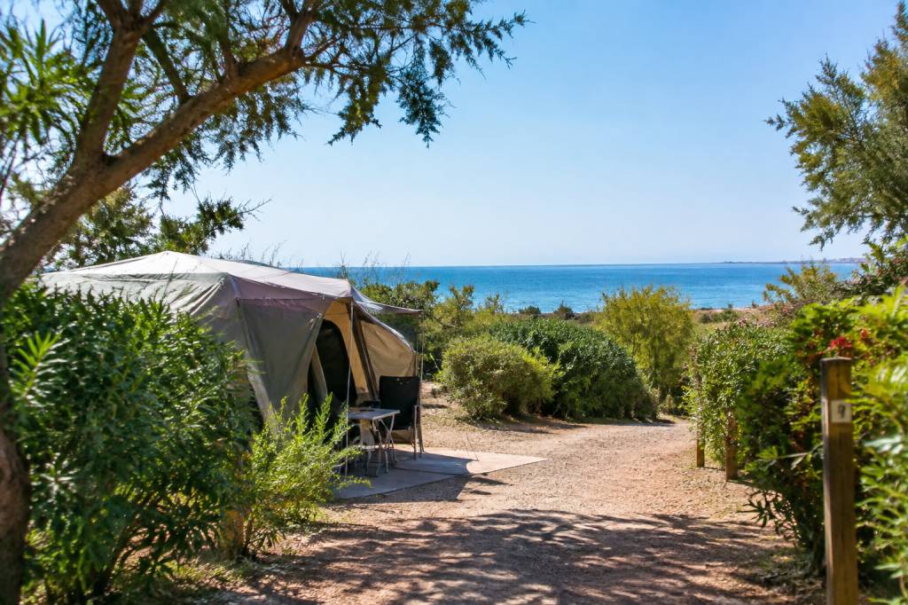 Camping la Tamarissière à Agde : séjour naturiste au bord de la Méditerranée