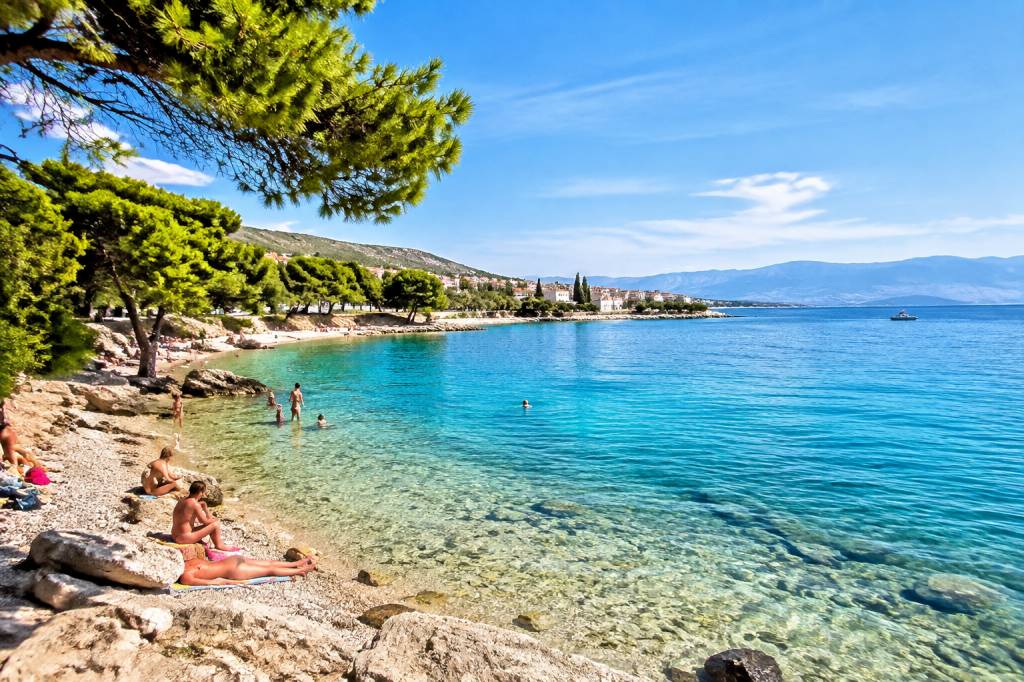 Crikvenica, destination naturiste en Croatie entre plages et mer Adriatique